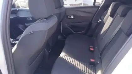 Photo 10 Peugeot 208  Electrique 50 kWh 136ch