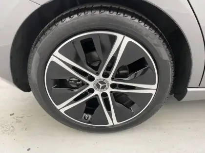 Photo 52 Mercedes Classe A  180 d 8G-DCT