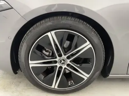 Photo 17 Mercedes Classe A  180 d 8G-DCT