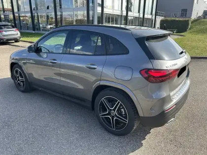 Photo 41 Mercedes GLA  200 d 8G-DCT