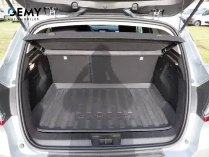 Photo 5 Renault Captur  E-Tech full hybrid 145