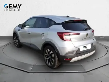 Photo 6 Renault Captur  E-Tech full hybrid 145