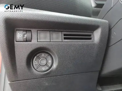 Photo 12 Citroën C4  PureTech 130 EAT8