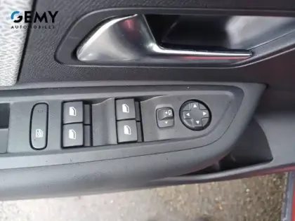 Photo 11 Citroën C4  PureTech 130 EAT8