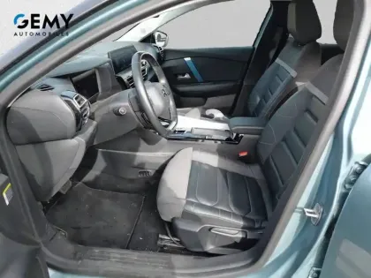 Photo 8 Citroën C4 e- 136 ch Automatique