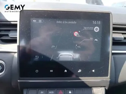 Photo 23 Renault Captur  E-Tech 145 - 21