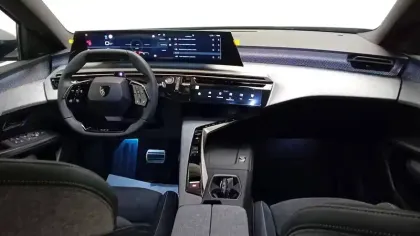 Photo 64 Peugeot 5008  Hybrid 145 ch e-DCS6