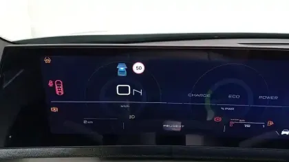 Photo 69 Peugeot 5008  Hybrid 145 ch e-DCS6