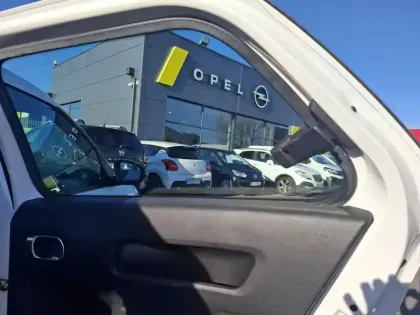 Photo 16 Citroën C4  Cactus PureTech 110 S&S BVM