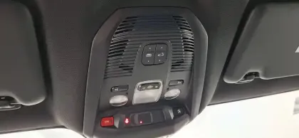 Photo 32 Peugeot 3008  Hybrid 225 e-EAT8