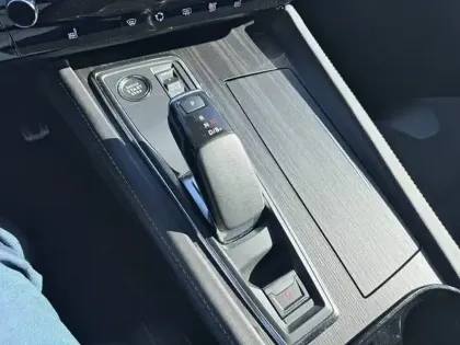 Photo 97 Peugeot 508  SW Hybrid4 360 e-EAT8 Peugeot Sport Engineered