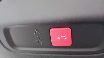 Photo 62 Peugeot 408  Electrique 58 kWh 210 ch