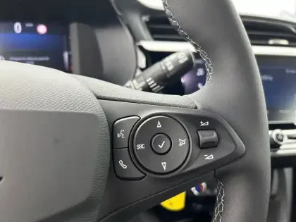 Photo 19 Opel Corsa  1.2 Turbo 100 ch BVM6