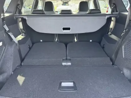 Photo 29 Peugeot 5008  Hybrid 145 ch e-DCS6