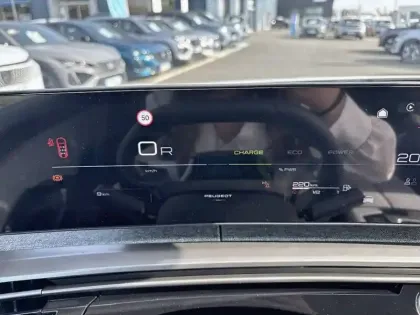 Photo 9 Peugeot 5008  Hybrid 145 ch e-DCS6