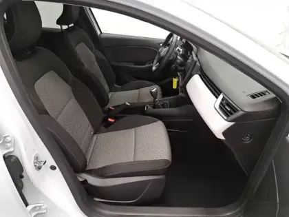 Photo 22 Renault Clio  Blue dCi 100