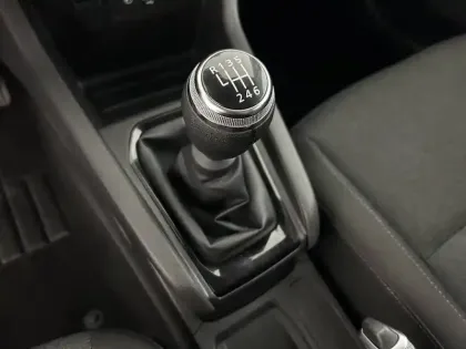 Photo 21 Renault Clio Gén. V (BJA) Ph1 NG Equilibre 5