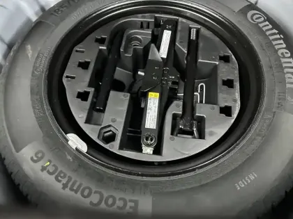 Photo 34 Renault Clio Gén. V (BJA) Ph1 NG Equilibre 5