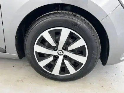 Photo 57 Renault Clio Gén. V (BJA) Ph1 NG Equilibre 5