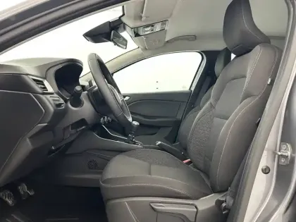 Photo 45 Renault Clio Gén. V (BJA) Ph1 NG Equilibre 5