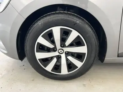 Photo 55 Renault Clio Gén. V (BJA) Ph1 NG Equilibre 5