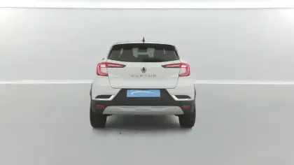 Photo 33 Renault Captur  mild hybrid 140