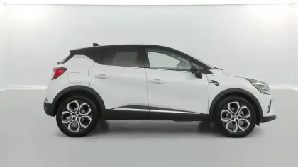 Photo 35 Renault Captur  mild hybrid 140