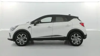 Photo 31 Renault Captur  mild hybrid 140
