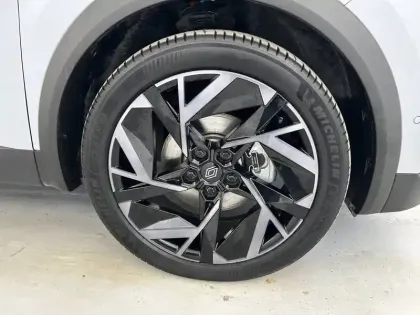 Photo 93 Renault Symbioz  E-Tech full hybrid 145