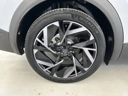 Photo 62 Renault Symbioz  E-Tech full hybrid 145