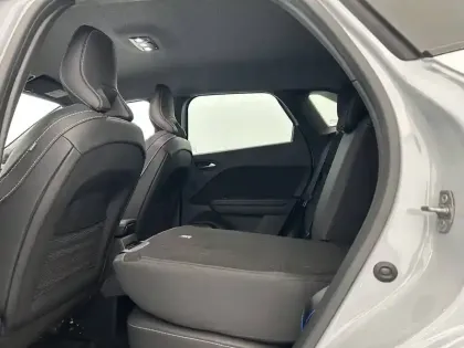 Photo 102 Renault Symbioz  E-Tech full hybrid 145