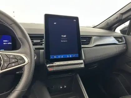 Photo 84 Renault Symbioz  E-Tech full hybrid 145