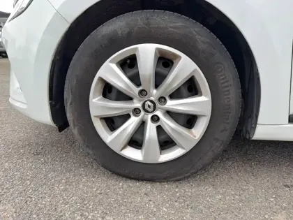 Photo 47 Renault Clio Gén. V (BJA) Ph1 NG Authentic 5