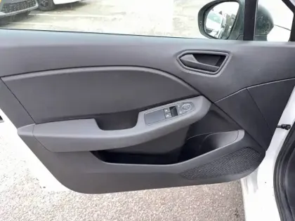 Photo 10 Renault Clio  SCe 65