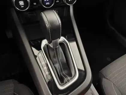 Photo 9 Renault Arkana  mild hybrid 140 EDC FAP - 22