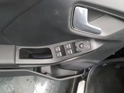 Photo 28 Ford Puma  1.0 Flexifuel 125 ch mHEV S&S BVM6