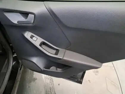 Photo 23 Ford Puma  1.0 Flexifuel 125 ch mHEV S&S BVM6