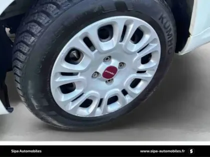 Photo 10 Fiat Panda  1.0 70 ch Hybride BSG S/S