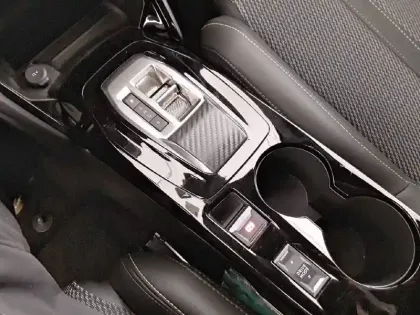 Photo 13 Peugeot 2008  Electrique 54 kWh 156 ch