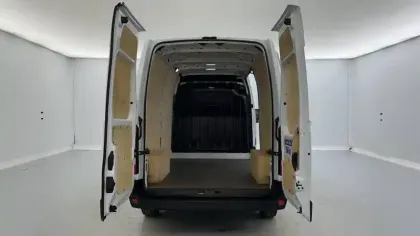 Photo 57 Renault Master  FGN TRAC F3500 L2H2 BLUE DCI 135