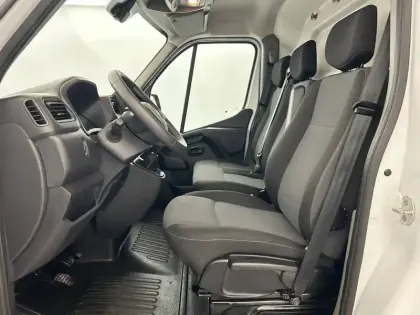 Photo 26 Renault Master  FGN TRAC F3500 L2H2 BLUE DCI 135