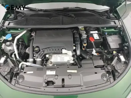 Photo 27 Peugeot 308 Gén. III Ph1 Allure Pack 5