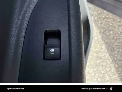 Photo 30 Hyundai Bayon  1.0 T-GDi 100 DCT-7 Hybrid 48V