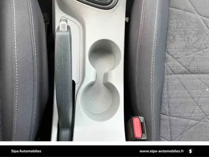 Photo 27 Hyundai Bayon  1.0 T-GDi 100 DCT-7 Hybrid 48V