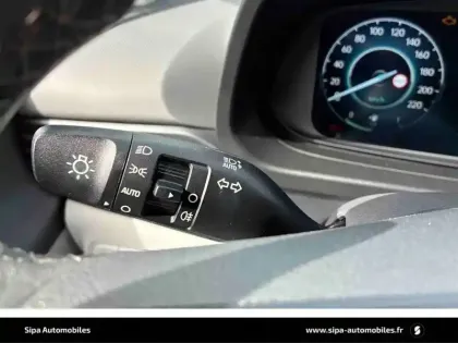 Photo 17 Hyundai Bayon  1.0 T-GDi 100 DCT-7 Hybrid 48V