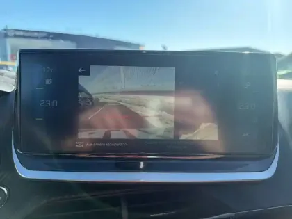 Photo 35 Peugeot 208  Electrique 50 kWh 136ch