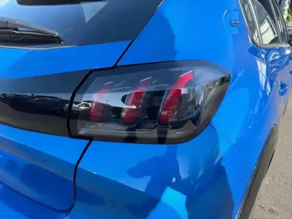 Photo 16 Peugeot 208  Electrique 50 kWh 136ch