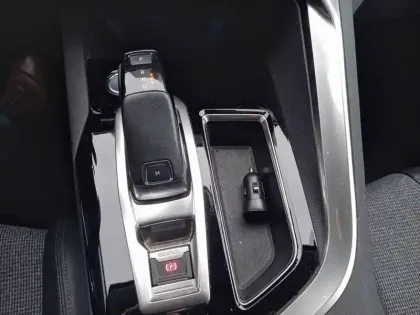 Photo 13 Peugeot 3008  1.2 Puretech 130ch S&S EAT6