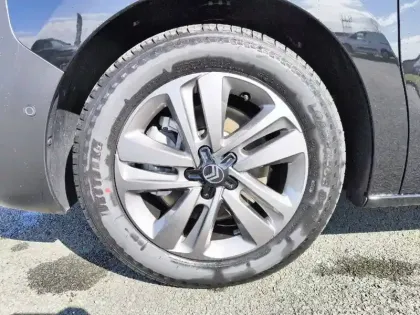 Photo 12 Citroën Jumpy  CA M DIESEL 180 CH AUTOMAT.