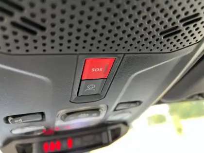 Photo 19 Peugeot 2008  Hybrid 145 e-DCS6